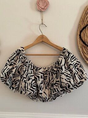 a new day Black & White Zebra-Print Off-Shoulder Puff Sleeve Crop Top